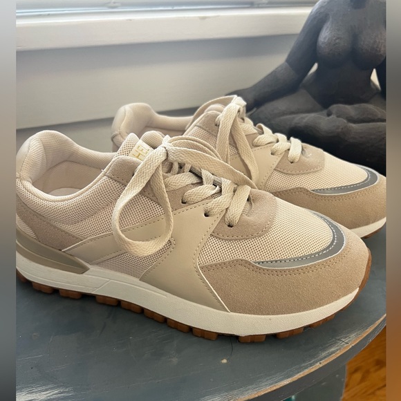 Women’s Rachel Zoe size 10 fashion sneaker - Picture 1 of 7